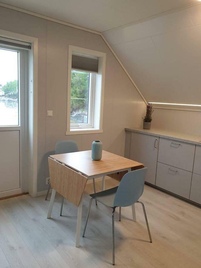 Waerholmen Lejlighed Lavik  Eksteriør billede