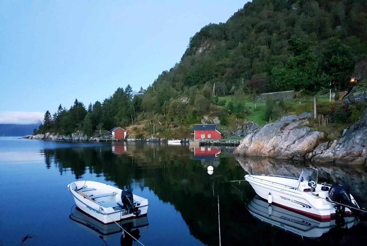 Waerholmen Lejlighed Lavik  Eksteriør billede